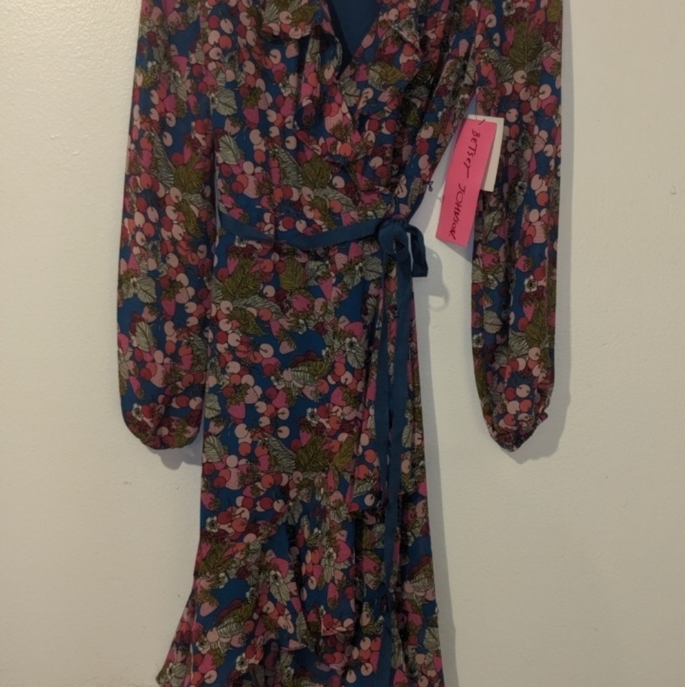 Betsy Johnson Robe XS